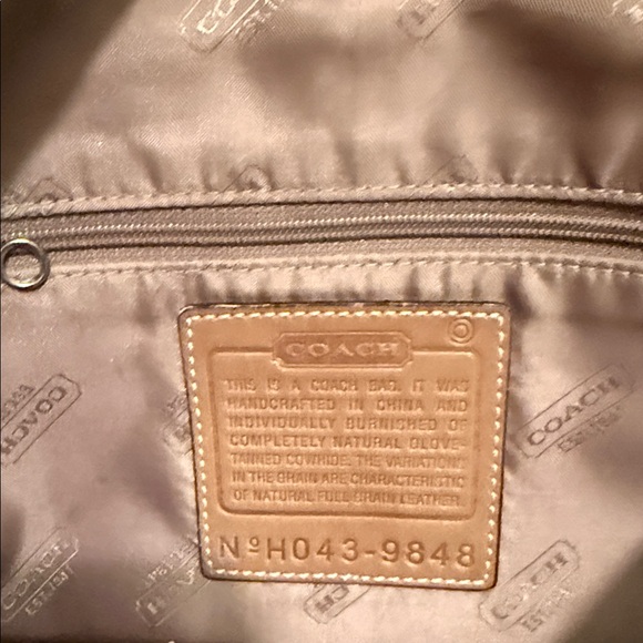 Vintage Coach Legacy Mini Crossbody/Shoulder Leather Bag - Picture 6 of 10